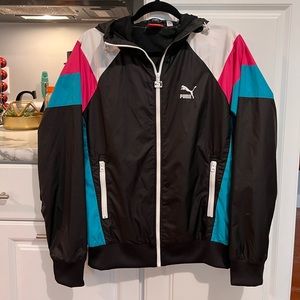Puma Windbreaker Womens Small
